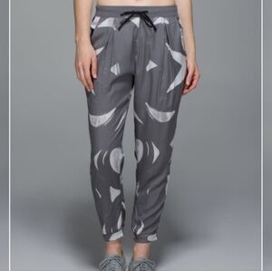 Lululemon Back Spin Stroke White Slate / Slate

 City Jogger Size M